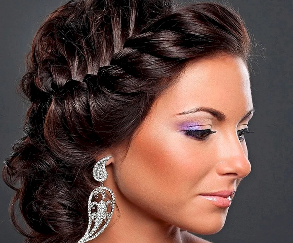 Lockenfrisuren für langes Haar