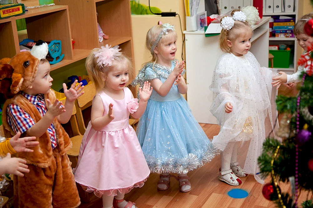 Mädchenfrisuren für den Kindergartenabschluss Mädchen