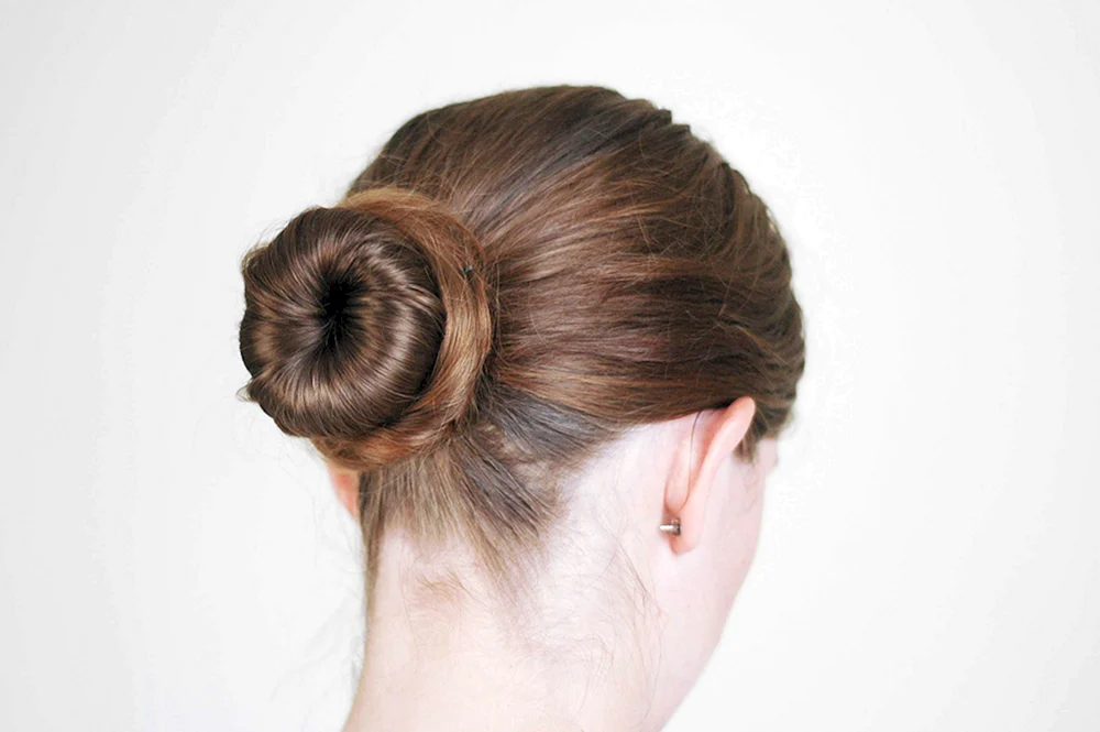Bun auf dem Kopf