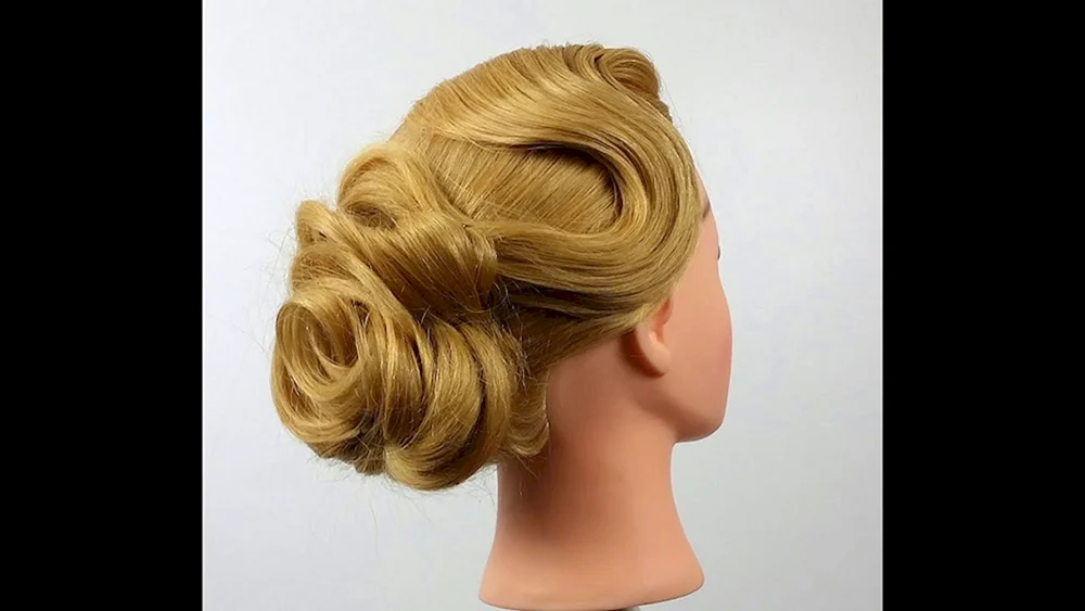 Geflechtfrisuren für Mädchen