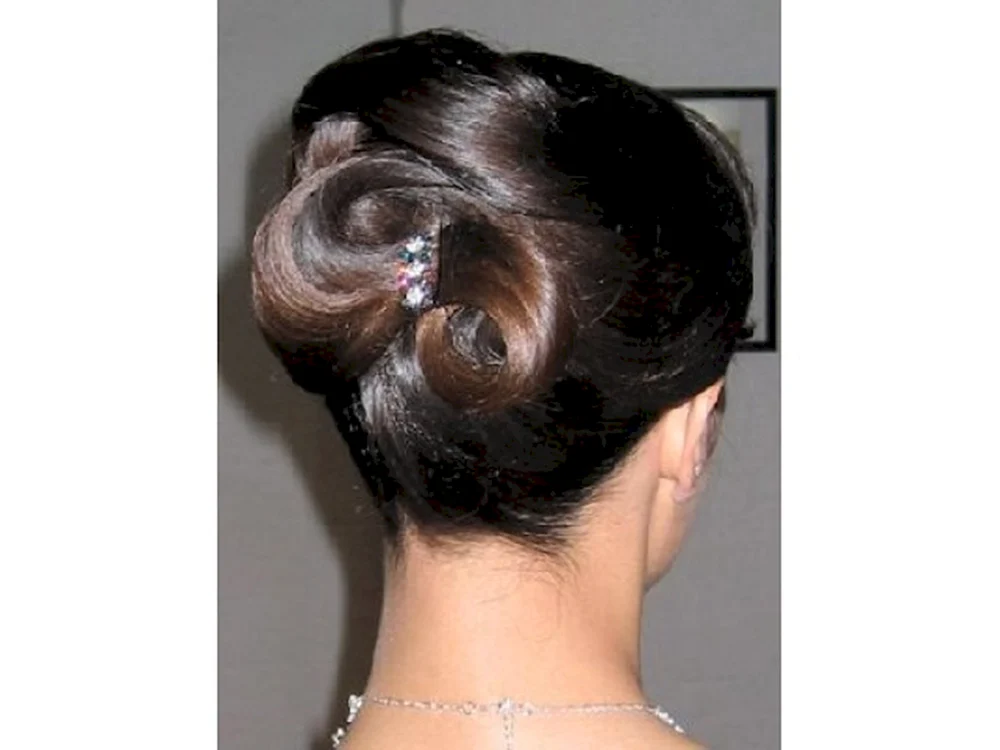 Bundlefrisuren mit Krabbe
