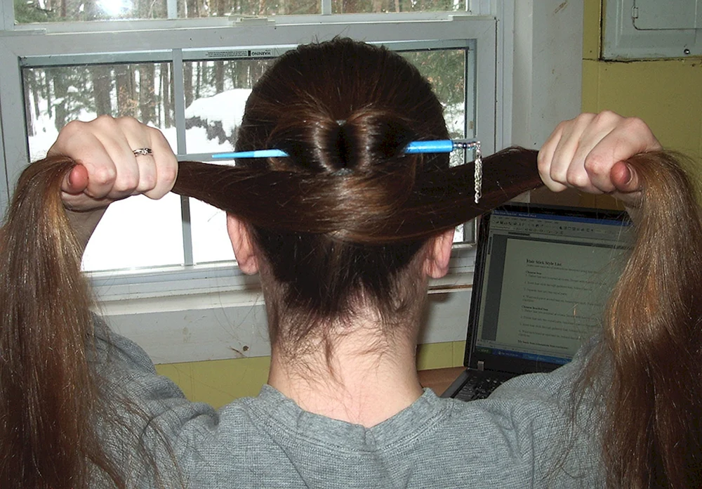 Chopstick Frisur