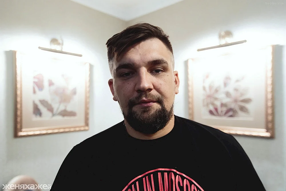 Vasily Vakulenko's Frisur. Vakulenko Basta Haarschnitt