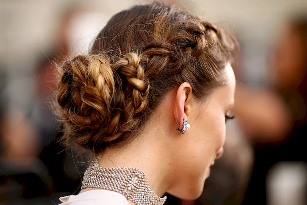 Flechtfrisuren und Pferdeschwanzfrisuren