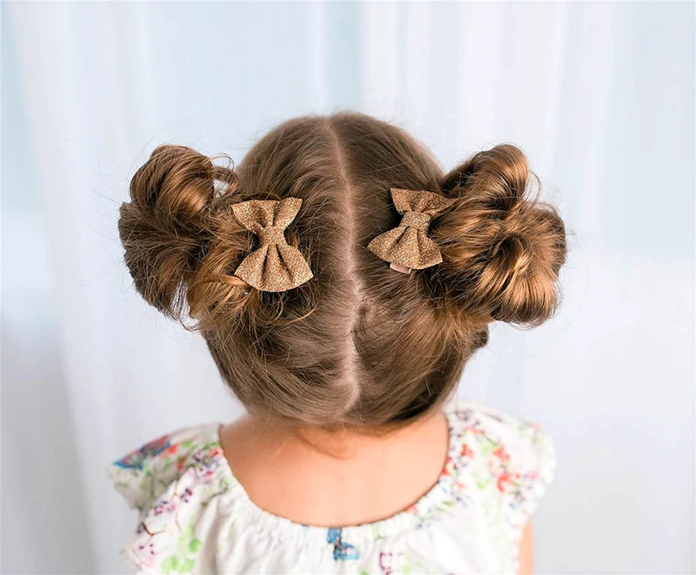 Schulfrisuren für Mädchen für lange Haare Frisuren für Mädchen