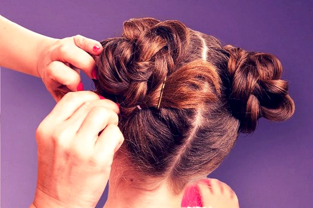 Mädchen-Dutt-Frisuren
