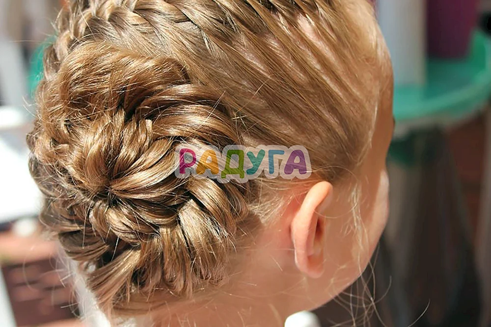 Schöne Frisuren für Mädchen