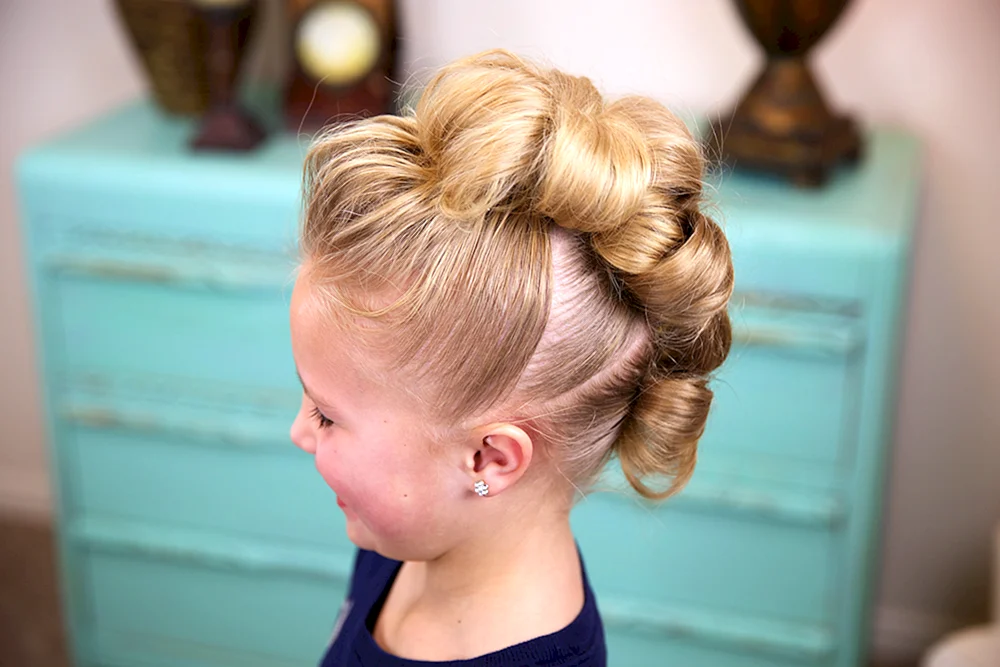 Mädchenfrisuren für Mädchen.
