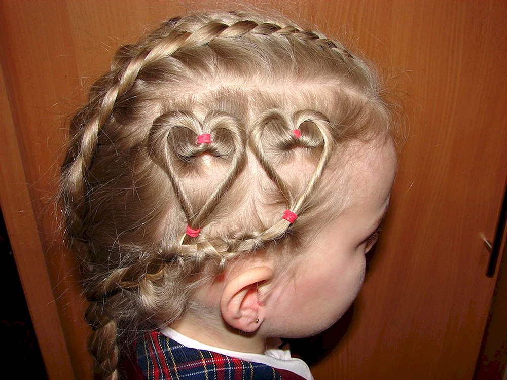 Schöne Frisuren für Mädchen für Kinder mit kurzen Haaren