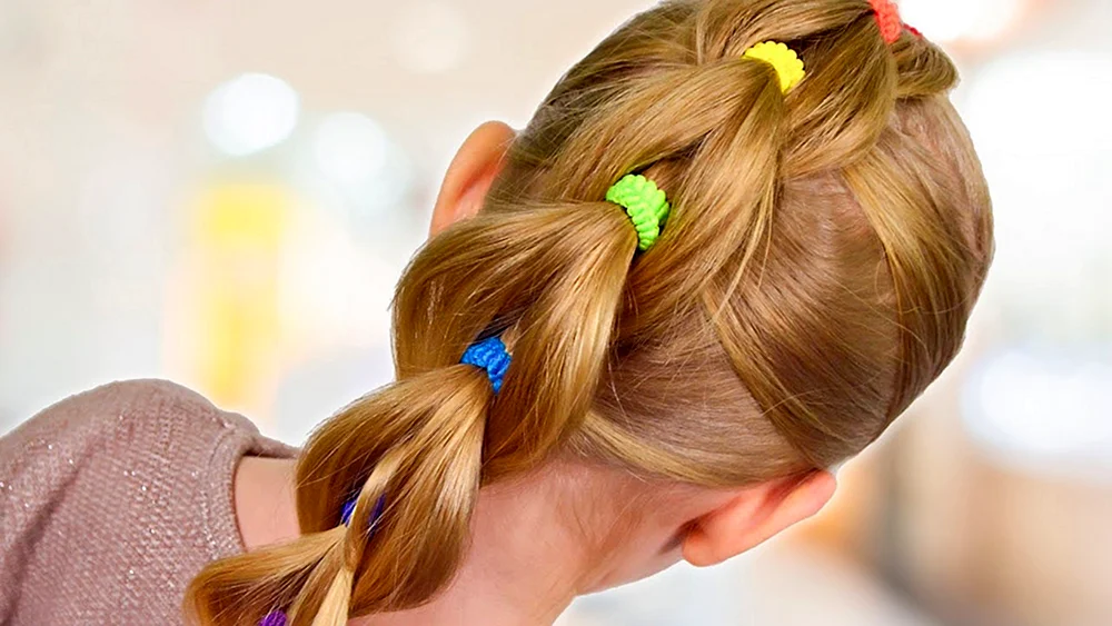 Mädchenfrisuren mit Gummibändern