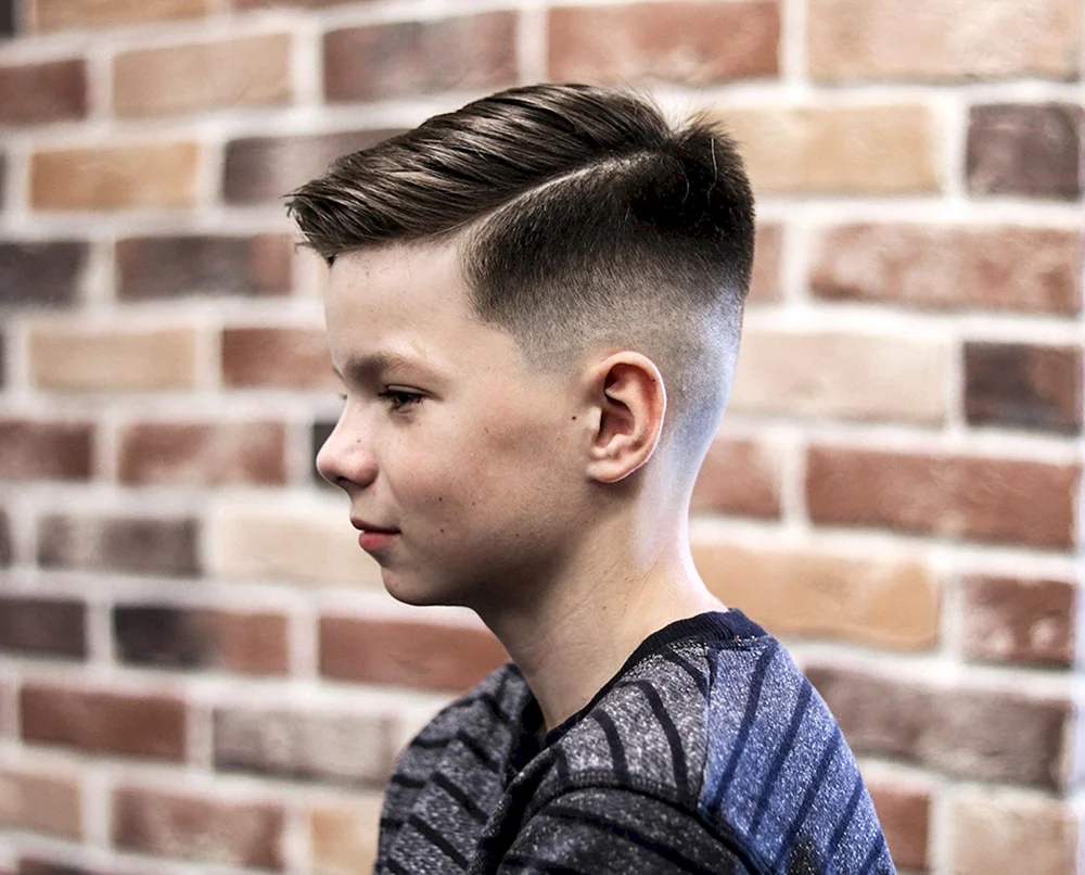 Jungenfrisuren für Jungen