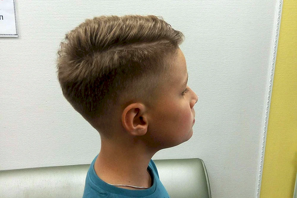 Haarschnitte für Jungen
