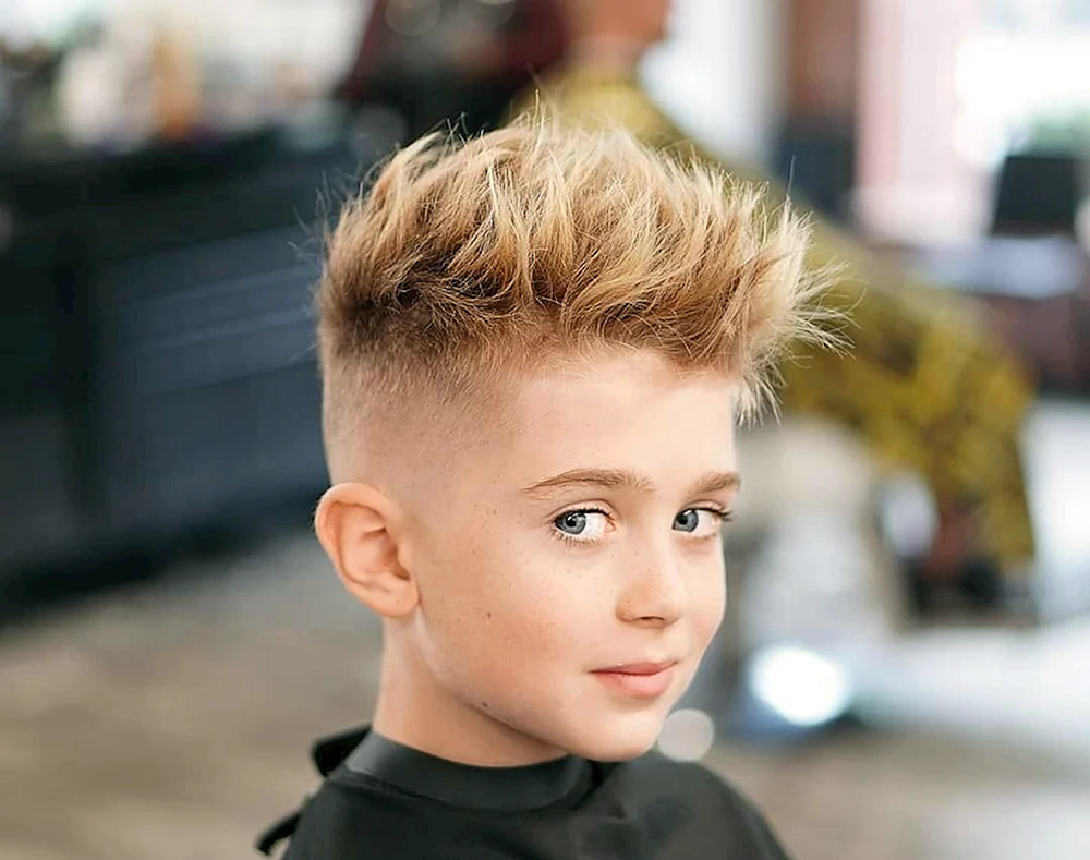 Haarschnitte für Jungen Jungen