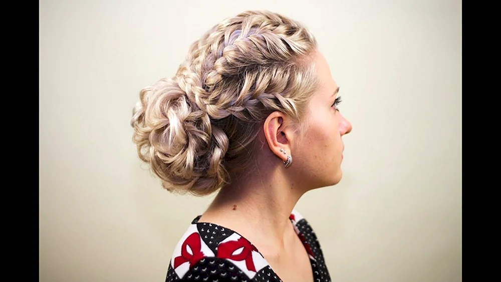 Mittlere Flechtfrisuren