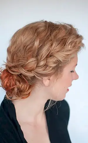 Lockenfrisuren