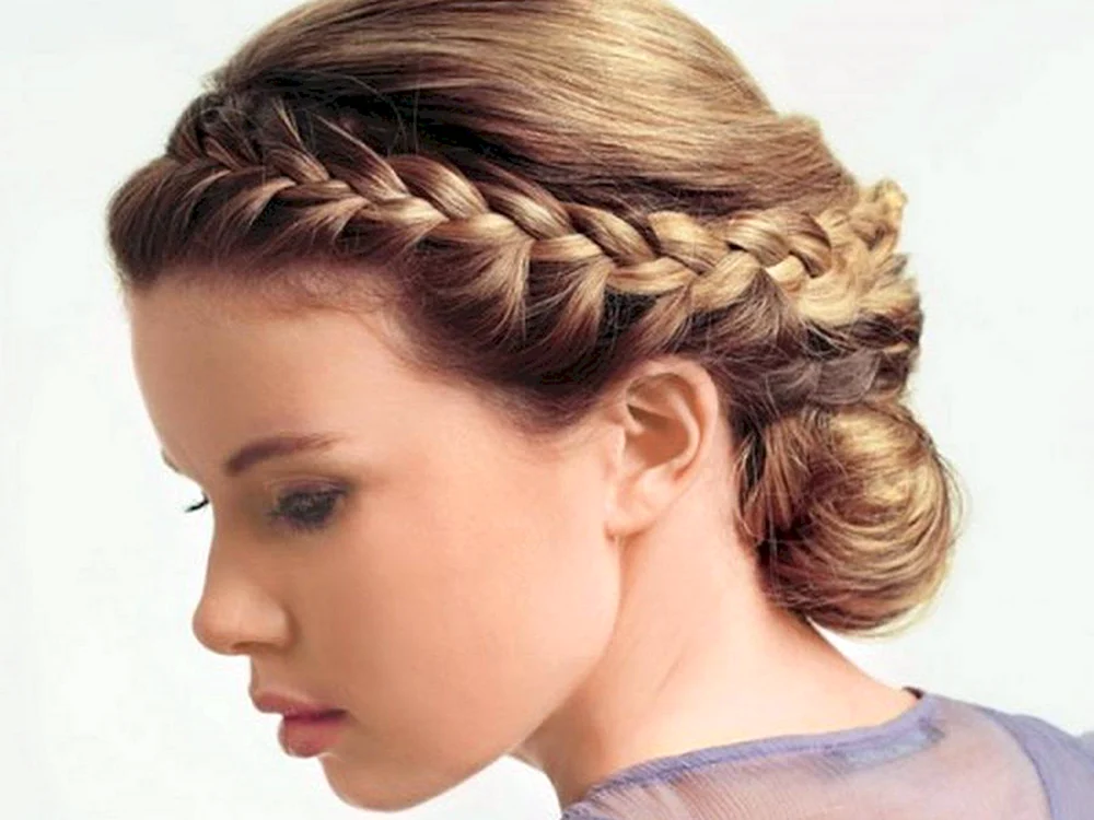 Flechtfrisuren für mittleres Haar
