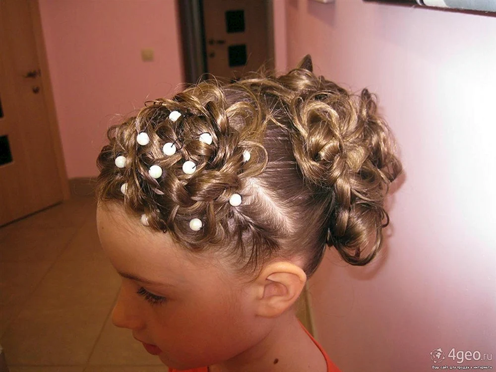 Mädchenfrisuren für den Kindergartenabschluss
