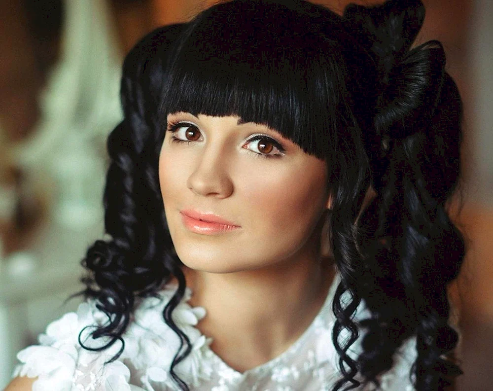 Frisuren mit Pony