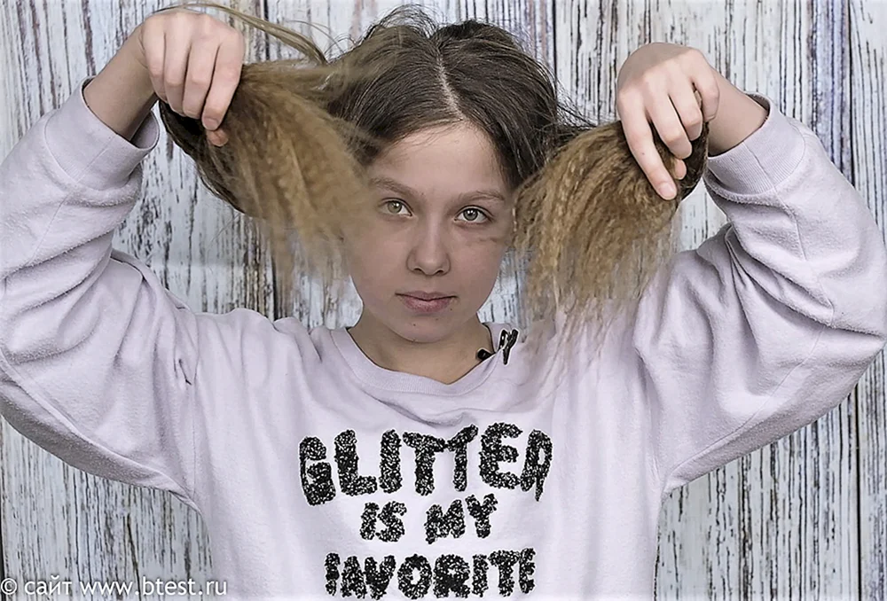 Frisuren mit gekräuseltem Haar für Kinder