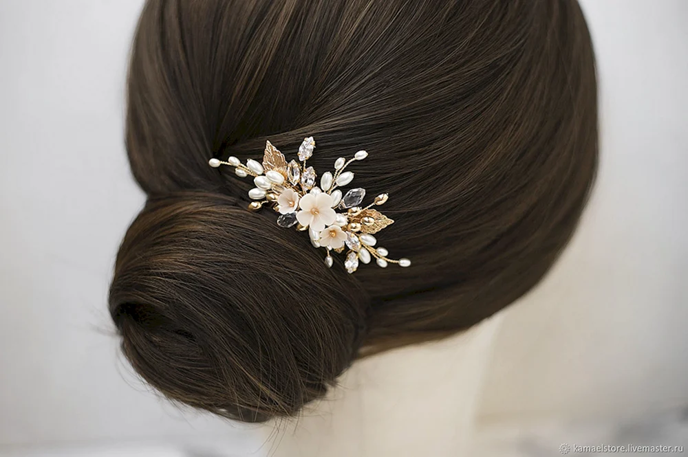 Frisuren mit Kamm
