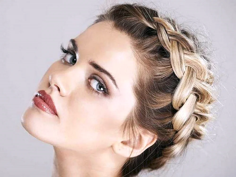 Flechtfrisuren mit Zöpfen