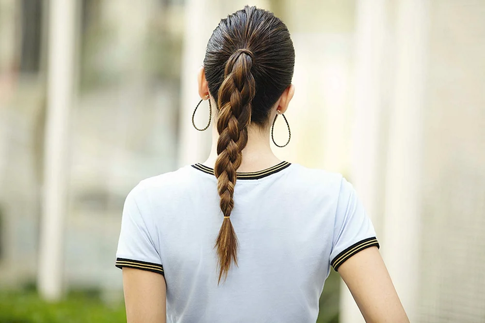 Sportbekleidung Frisuren mit Zöpfen