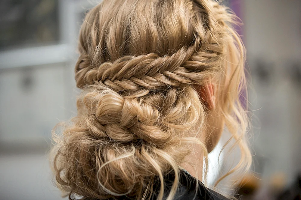 Frisuren mit Zöpfen Zöpfe