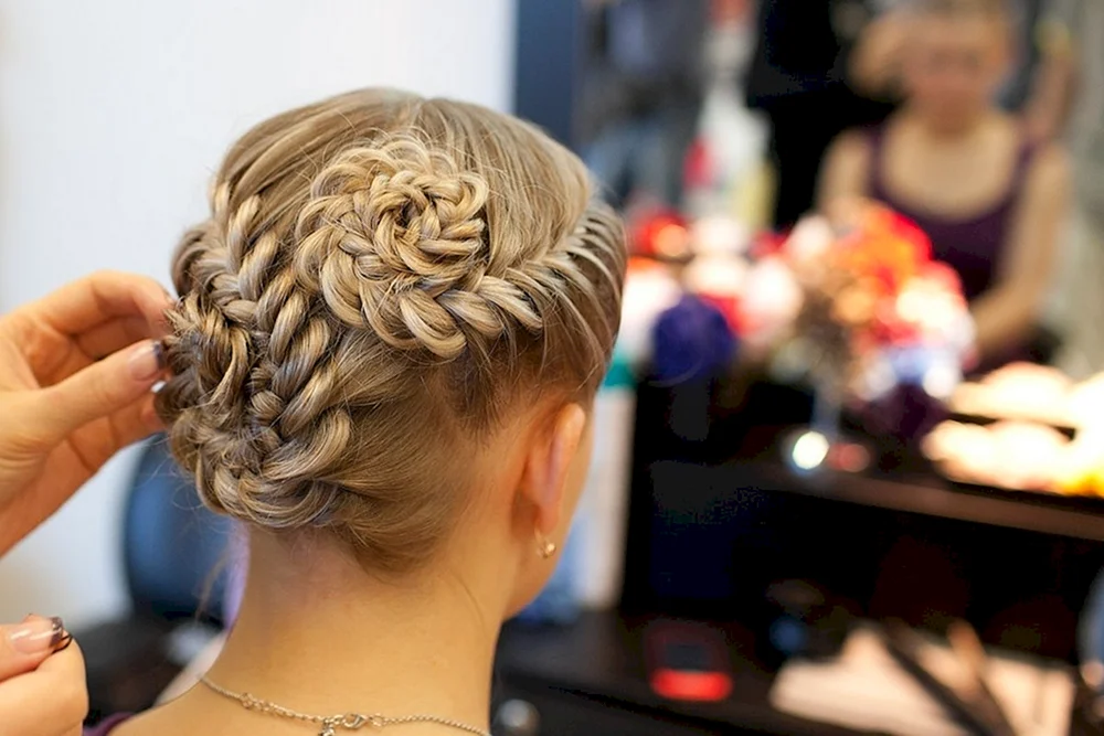 Flechtfrisuren für mittleres Haar