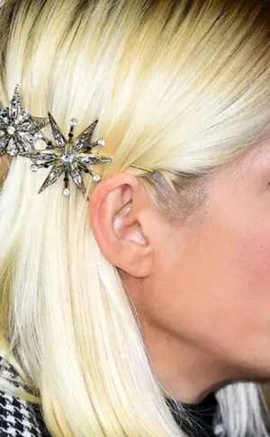 Frisuren mit Haarnadeln für kurzes Haar