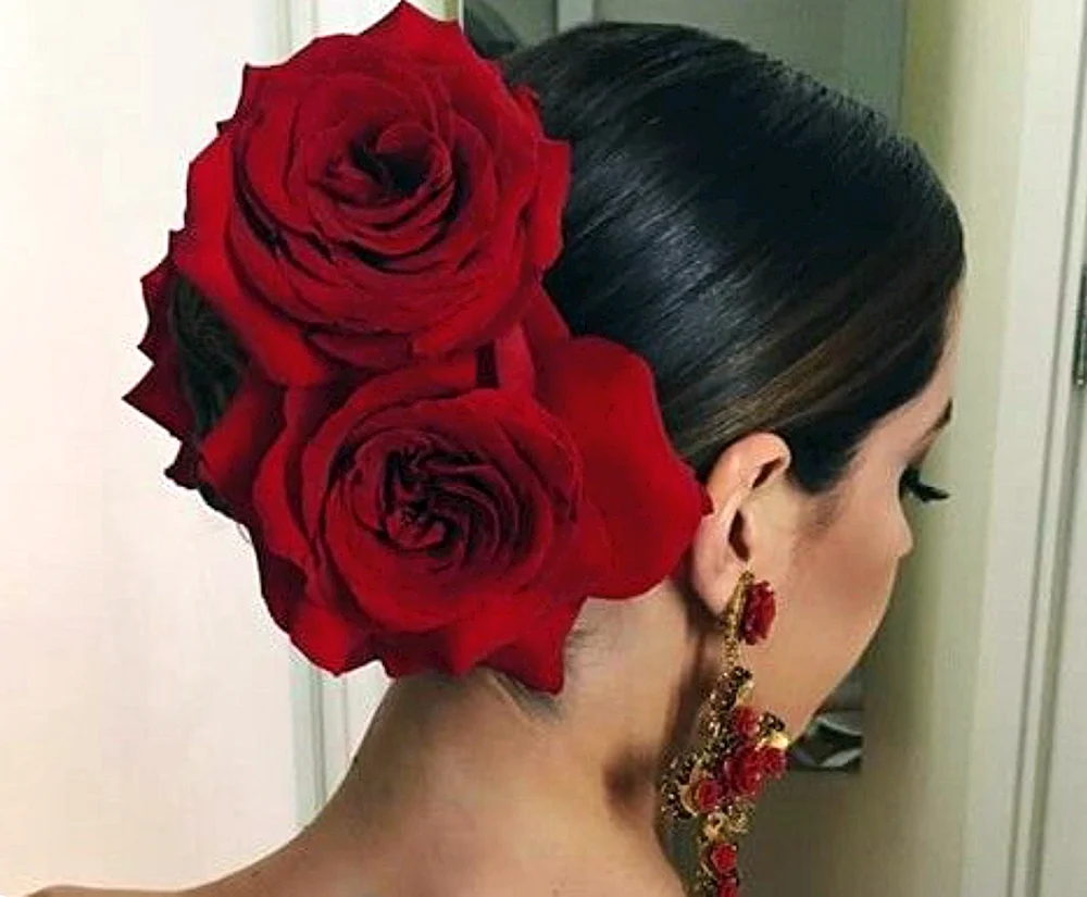 Frisuren im spanischen Stil
