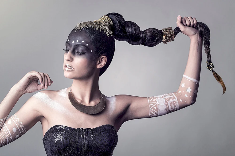 Futuristische Frisuren