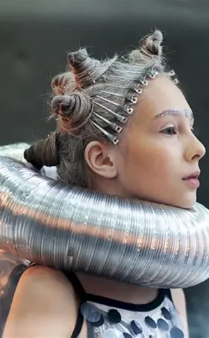 Futuristische Frisuren