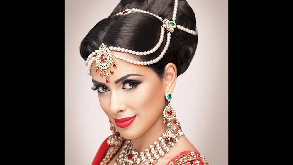 Indische Frisuren im östlichen Stil