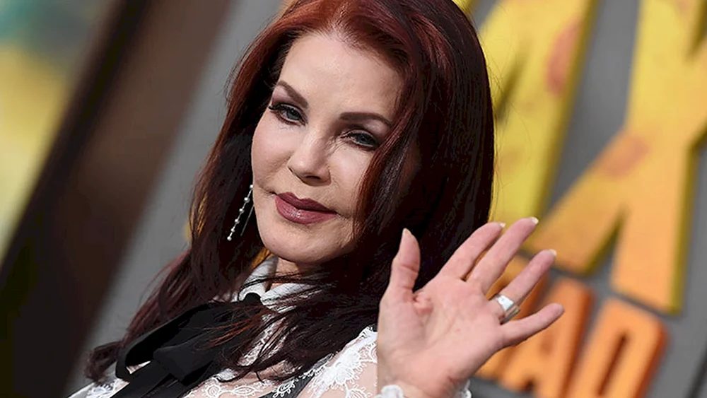 Priscilla Presley 2021