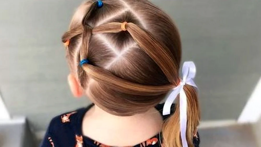 Einfache Frisuren für Mädchen