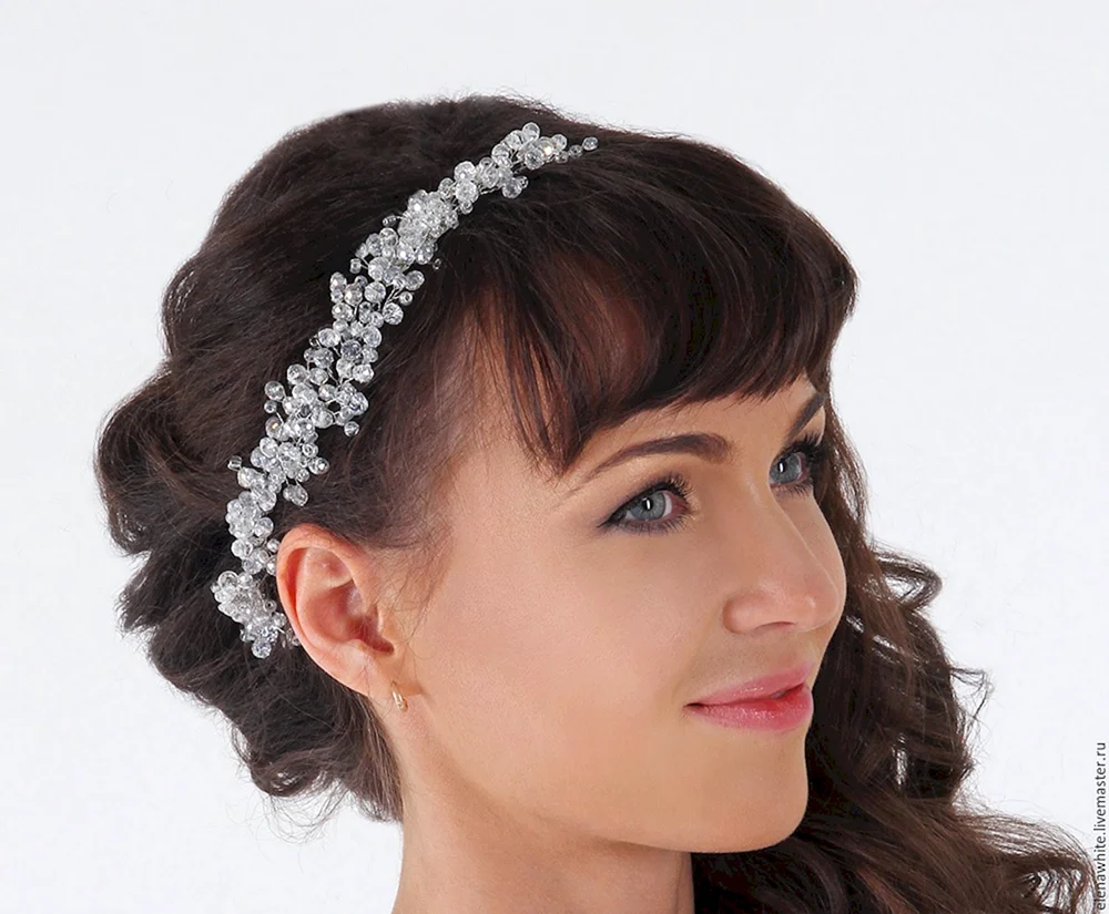 Hochzeitsfrisuren mit Kamm