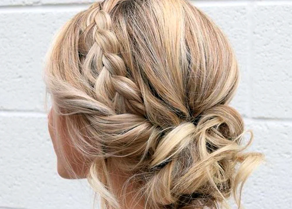 schnelle Frisuren für kurzes Haar