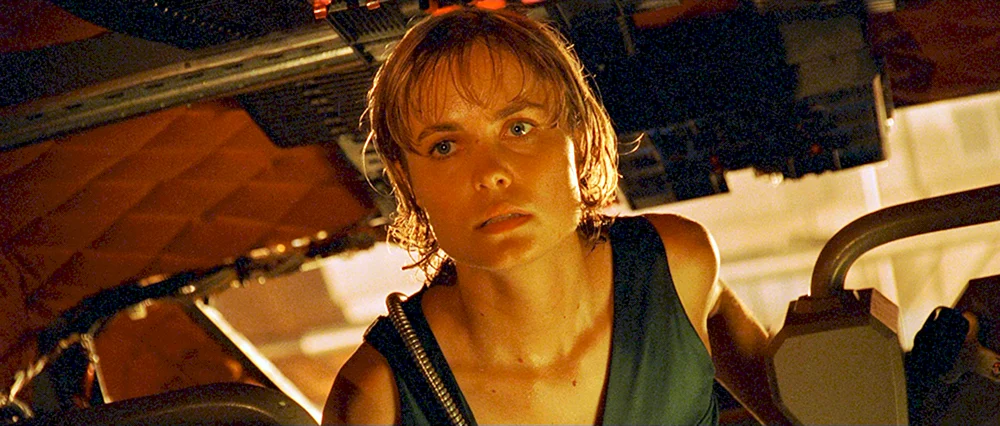 Radha Mitchell Krokodil