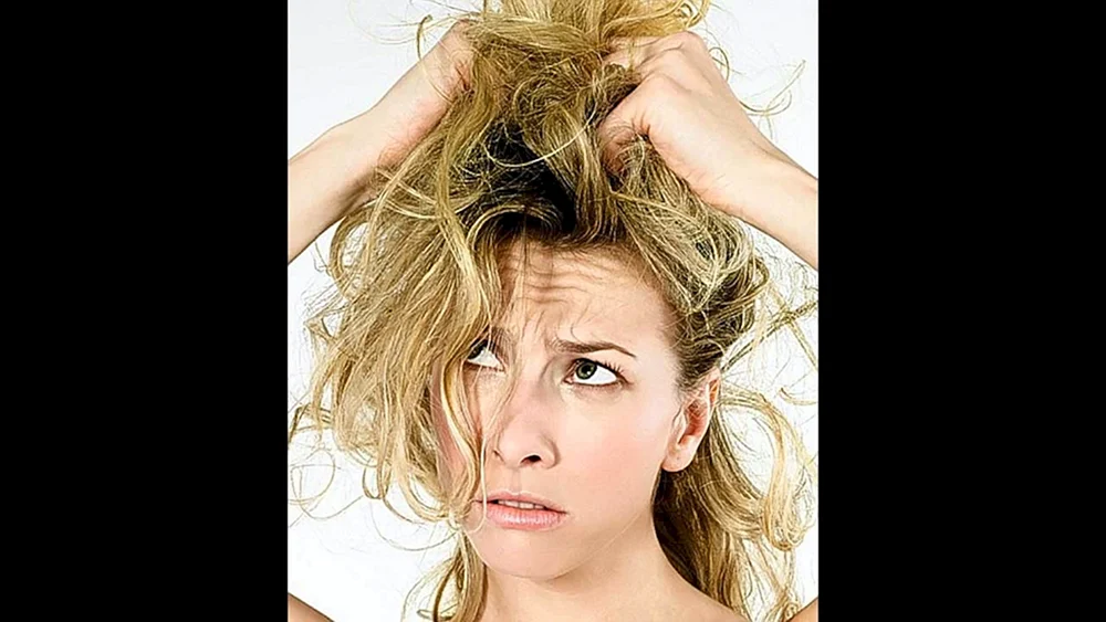 Geschminkte Frauenfrisuren