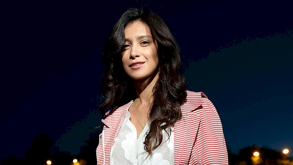Ravshana Kurkova