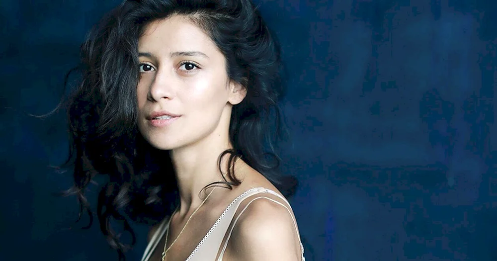 Ravshana Kurkova Schauspielerin