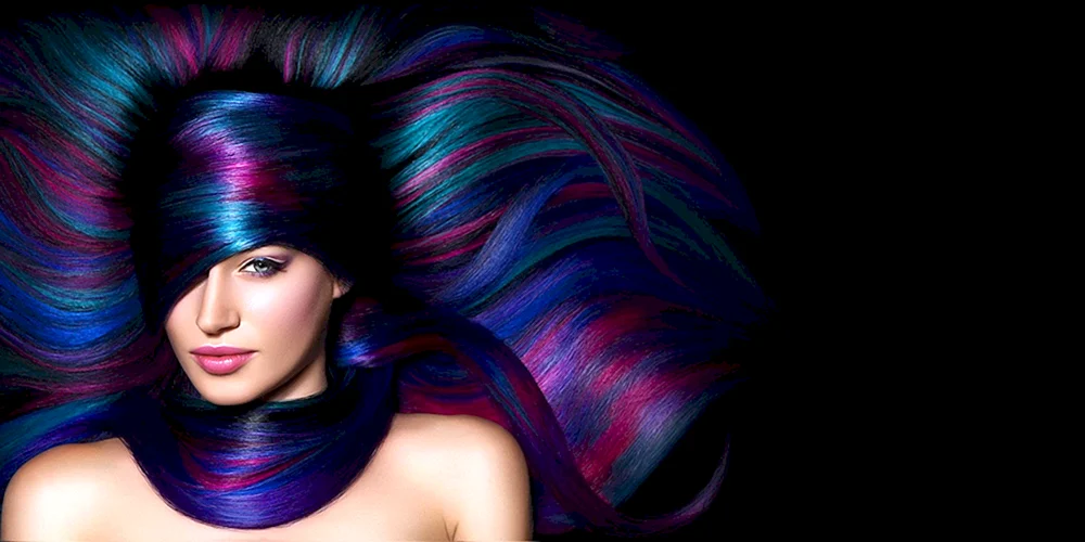 Futuristische Frisuren