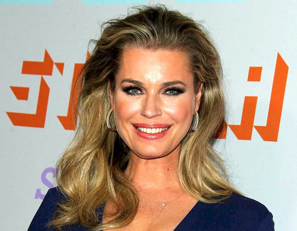 Rebecca Romijn 2020