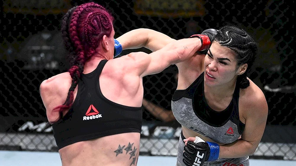 Rachel Ostovich ist ein UFC-Kämpfer