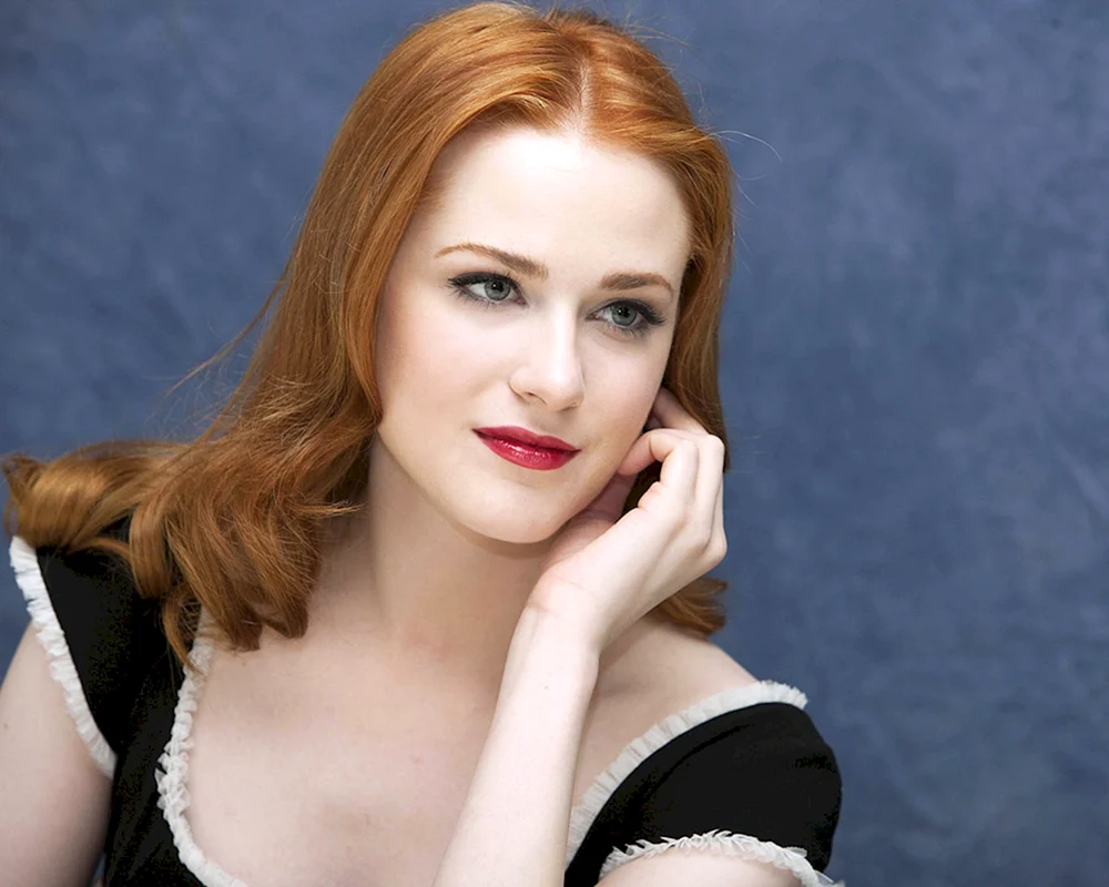 Rachel Wood