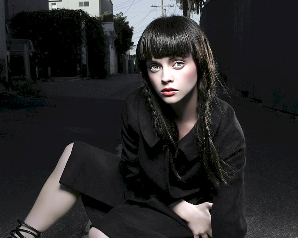 Christina Ricci Ricci 2021