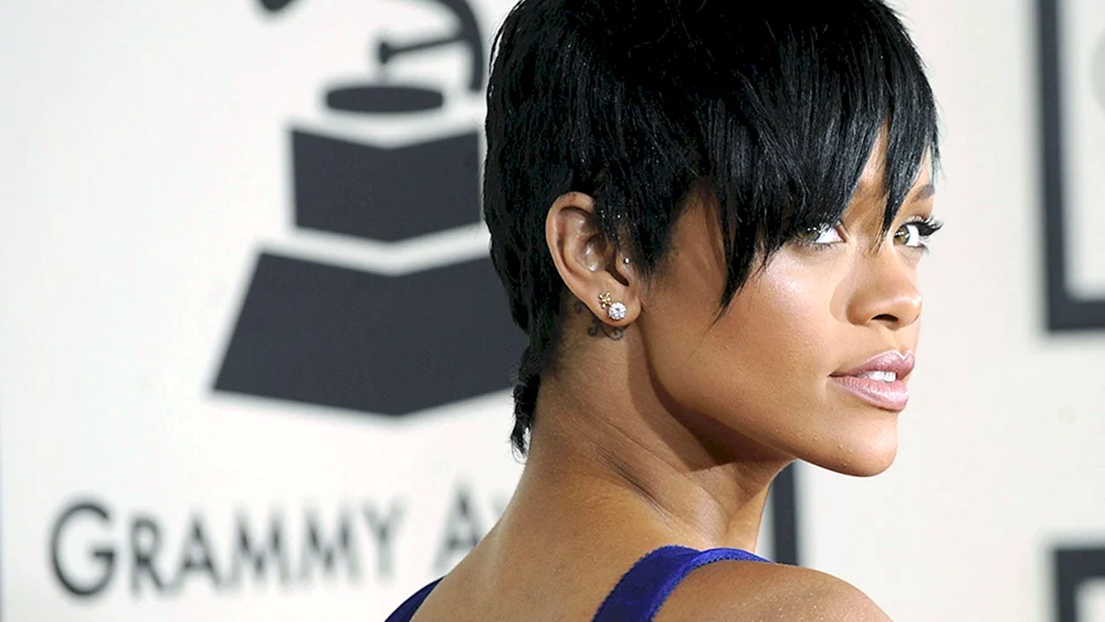 Rihanna Pixie-Haarschnitt