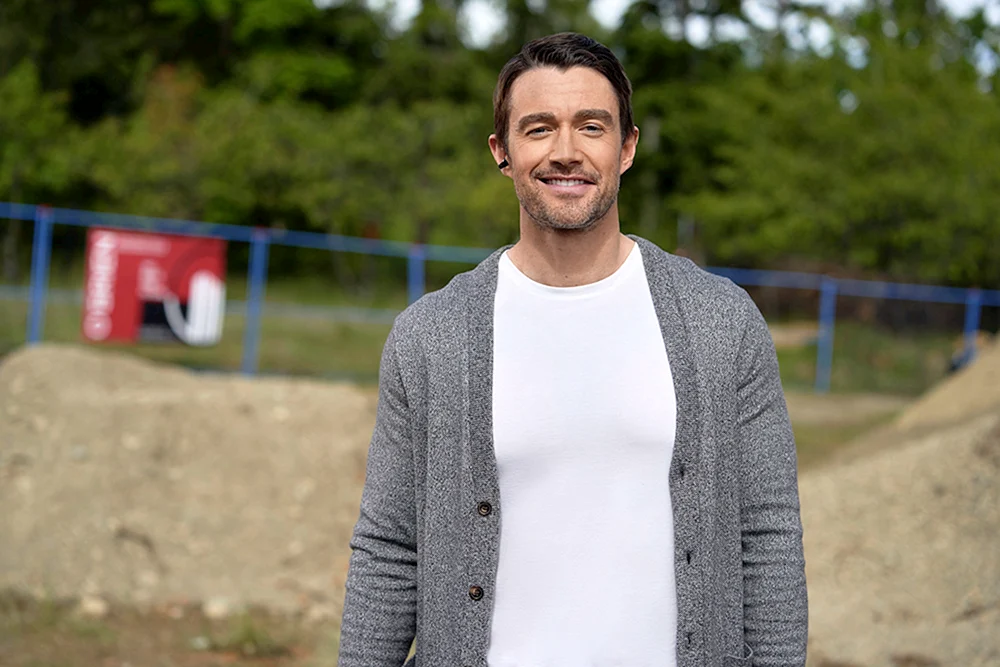Robert BuckleyRobert BuckleyRobert Buckley und Jenny WadeRobert Buckley Ich bin ein ZombieChase Graves Ich bin ein ZombieIch bin ein ZombieBlaine de Beers Ich bin ein ZombieJules BuckleyLaura BreckenridgeRose McIver Ich bin ein ZombieRobert Buckley Ich bin ein ZombieWill Forte Ich bin ein ZombieMajorRobert BuckleyRobert Buckley und Jenny WadeRose McIver und Robert Buckley.