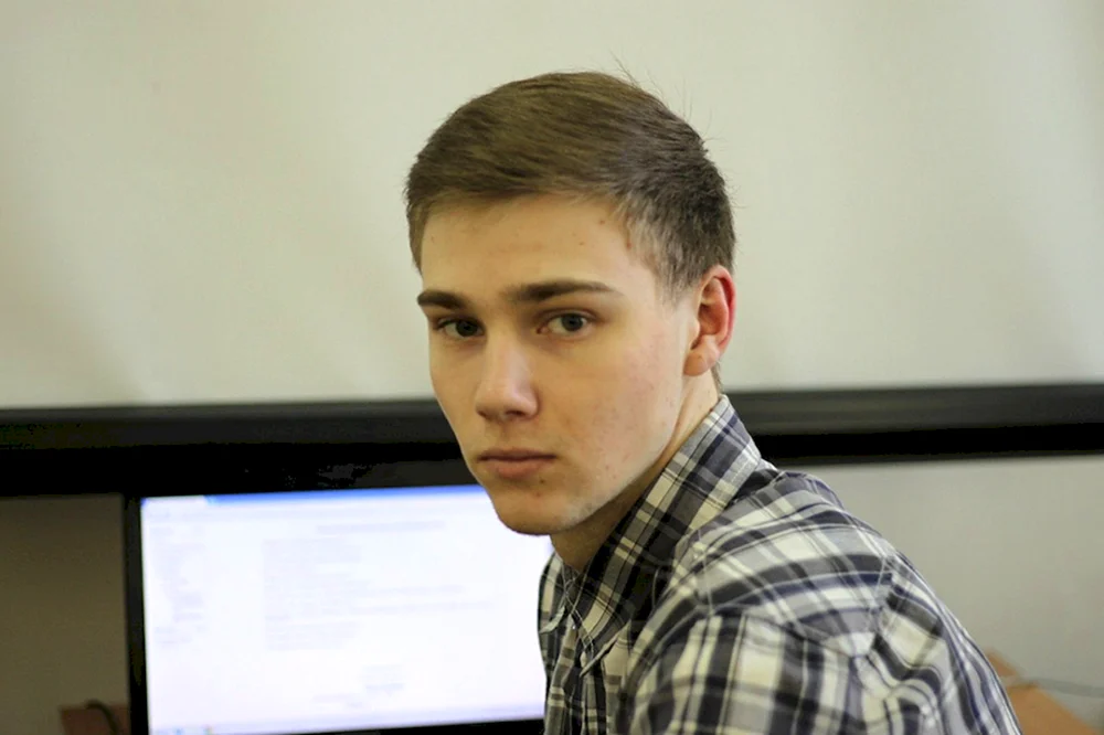 Misha Galustyan STS