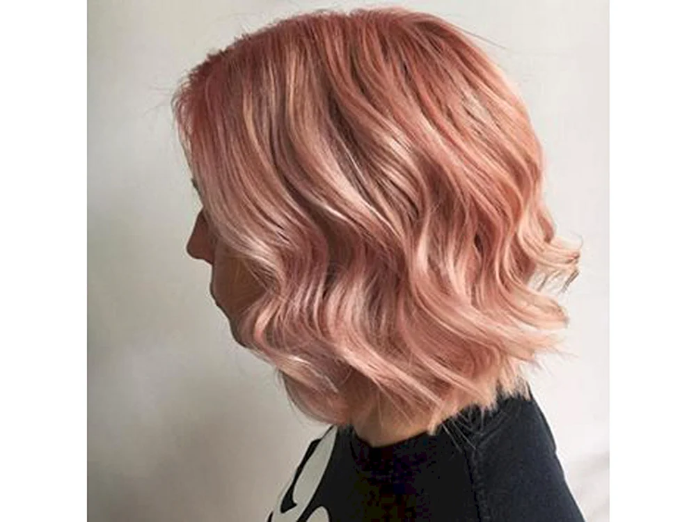 Perlglanz rosa Haarfarbe
